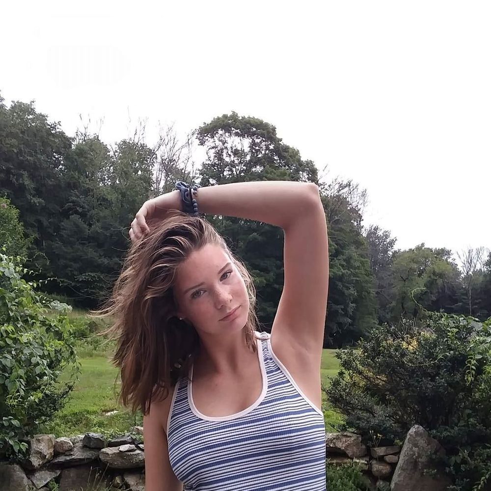 Meet your Posher, Emmalee